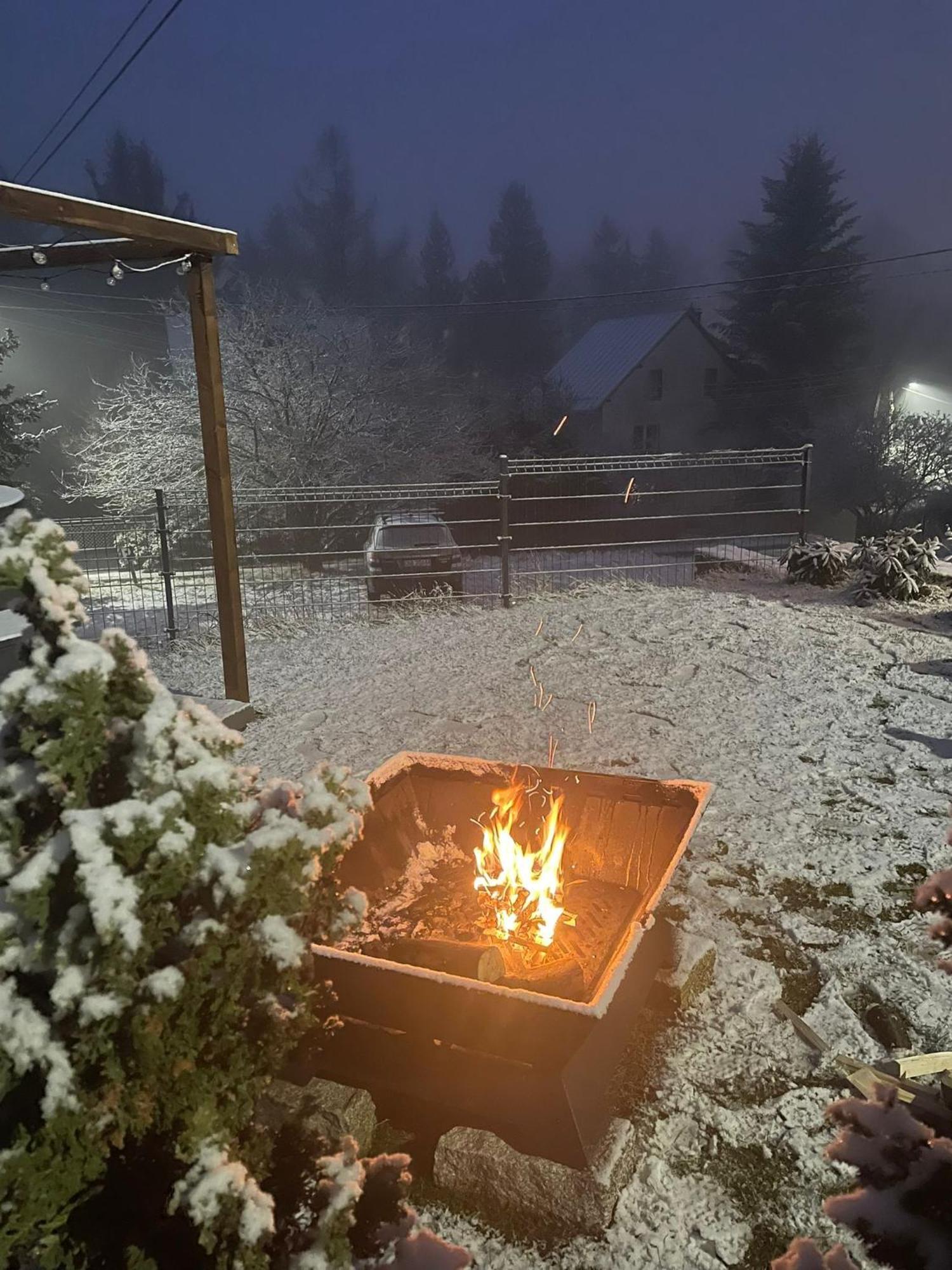 Z Widokiem Apartamenty - Apartamenty Z Widokiem Na Gory I Zewnetrzna Balia Szklarska Poręba Buitenkant foto